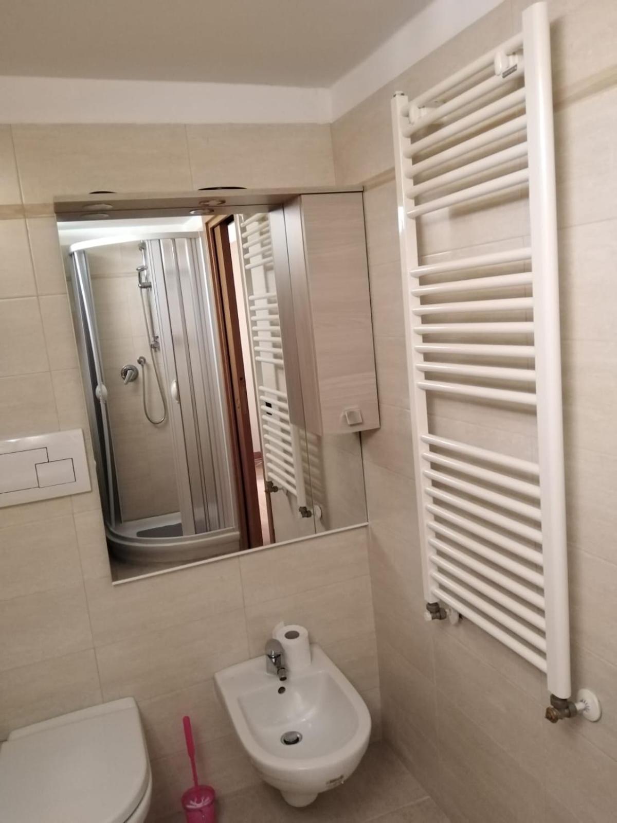 Apartamento Mansarda Con Terrazzo Privato Barletta Exterior foto